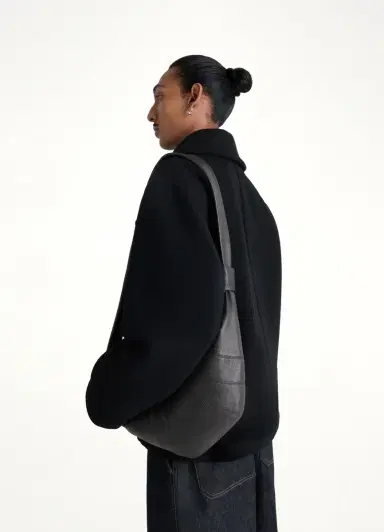 Lemaire Cowhide Medium Croissant Bag | Thumbnail 5