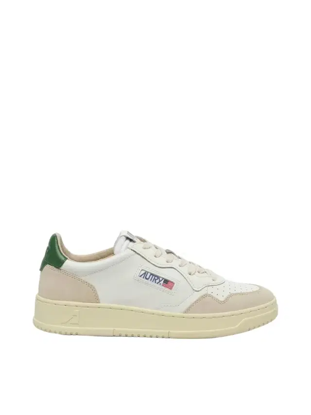 Autry Medalist Low Sneakers in White/amazon White
