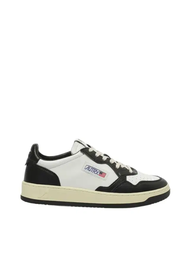 Autry Medalist Low Bicolour Sneakers