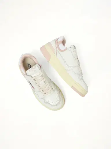 Autry Clc Low Sneakers in White/powder White | Thumbnail 2 Autry Clc Low Sneakers in White/powder White | Thumbnail 2