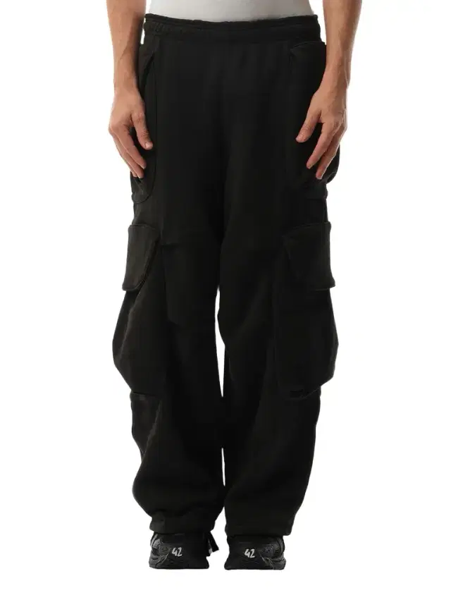 Entire Studios Heavy Gocar Sweatpants in Soot Black