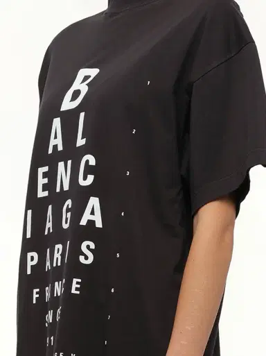 Balenciaga Eye-test Oversized T-shirt in Washed Black/white Black | Thumbnail 2 Balenciaga Eye-test Oversized T-shirt in Washed Black/white Black | Thumbnail 2