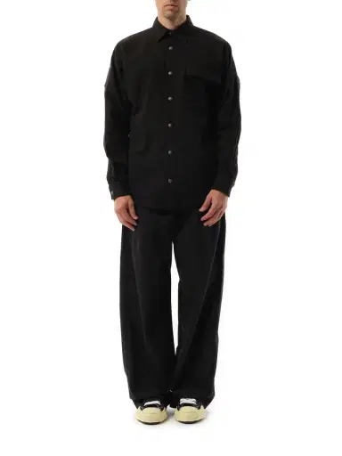 Palm Angels Classic Logo Overshirt in Black/off White Black | Thumbnail 4