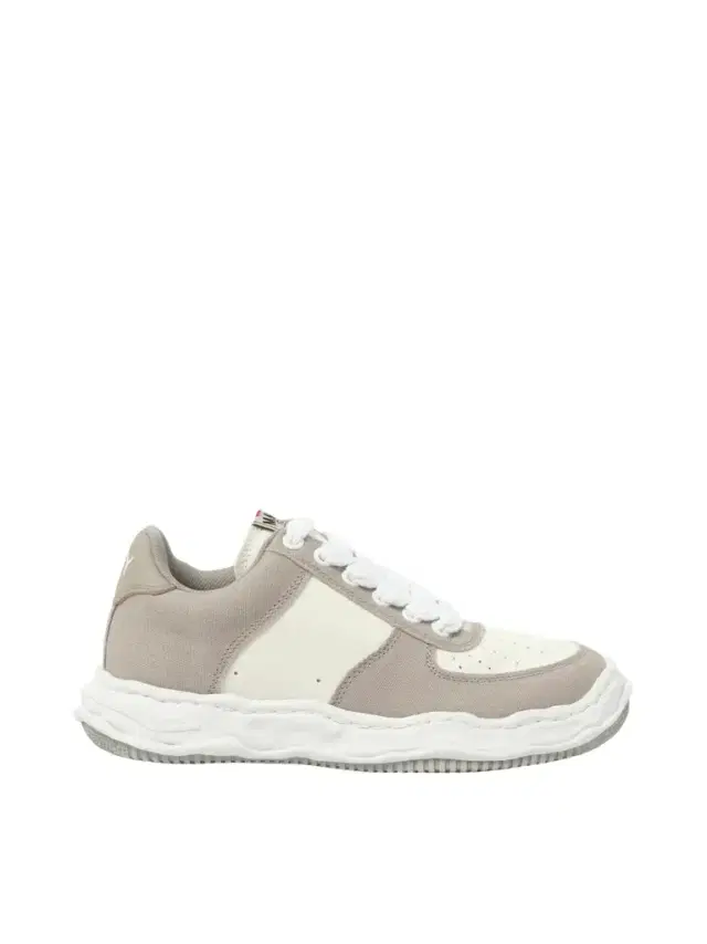 Maison MIHARA YASUHIRO Wayne OG Leather Sneaker in Gray/white Grey