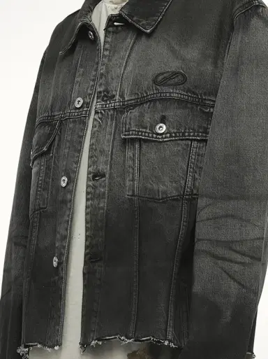 We11Done Dark-spray Detail Denim Jacket | Thumbnail 6