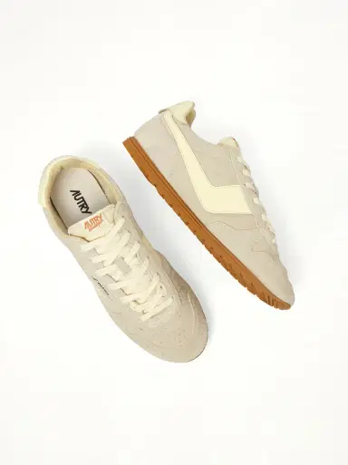 Autry Windspin Low Sneakers in Wife/rutabaga Beige | Thumbnail 2 Autry Windspin Low Sneakers in Wife/rutabaga Beige | Thumbnail 2