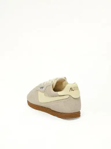 Autry Windspin Low Sneakers in Wife/rutabaga Beige | Thumbnail 4 Autry Windspin Low Sneakers in Wife/rutabaga Beige | Thumbnail 4