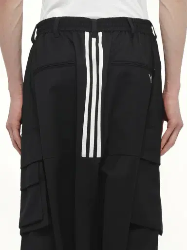 Y-3 Refined Wool Cargo Pants | Thumbnail 2 Y-3 Refined Wool Cargo Pants | Thumbnail 2