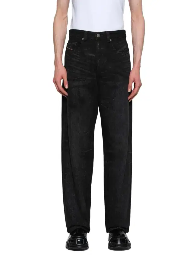 Diesel 2001 D-macro-fsh Relaxed Jeans
