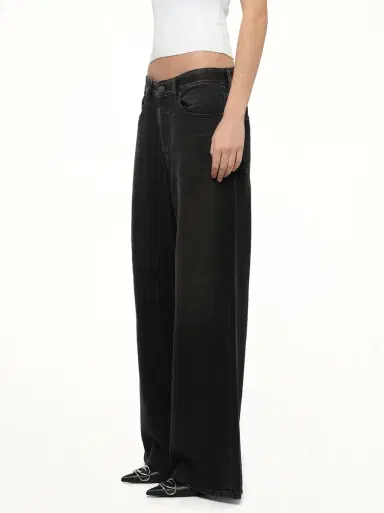 Diesel 1996 D-sire Wide Jeans in Black/dark Grey Black | Thumbnail 2
