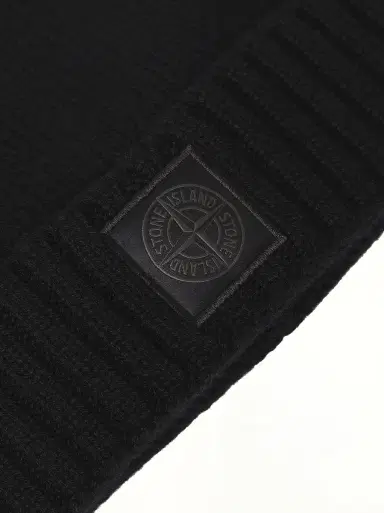 Stone Island N10001 Stone Island Beanie | Thumbnail 2 Stone Island N10001 Stone Island Beanie | Thumbnail 2