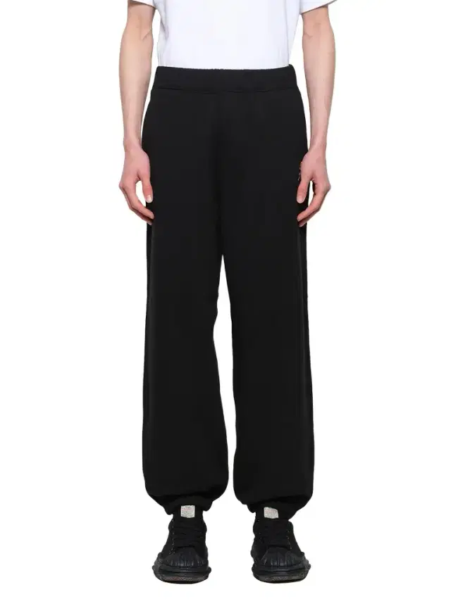 vowels Floral Embroidered Sweatpant