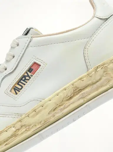 Autry Mmy Super Vintage Low Sneaker | Thumbnail 2 Autry Mmy Super Vintage Low Sneaker | Thumbnail 2