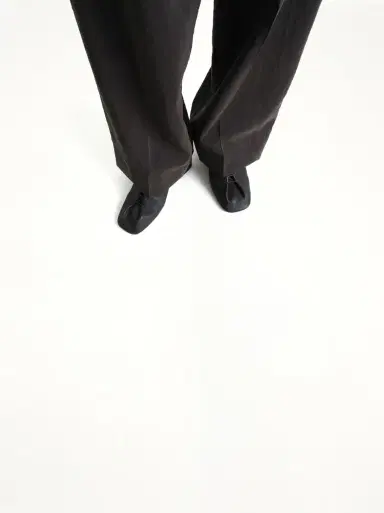 Lemaire Souris Flat Classic Derbies in Dark Chocolate Brown | Thumbnail 5