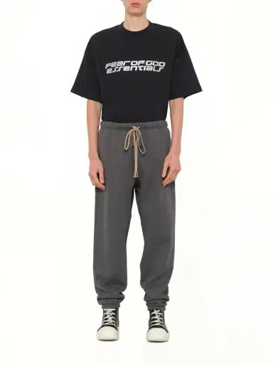 Fear of God Essentials Classic Sweatpant | Thumbnail 7 Fear of God Essentials Classic Sweatpant | Thumbnail 7
