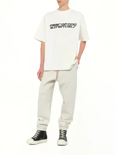 Fear of God Essentials Classic Sweatpant | Thumbnail 4 Fear of God Essentials Classic Sweatpant | Thumbnail 4