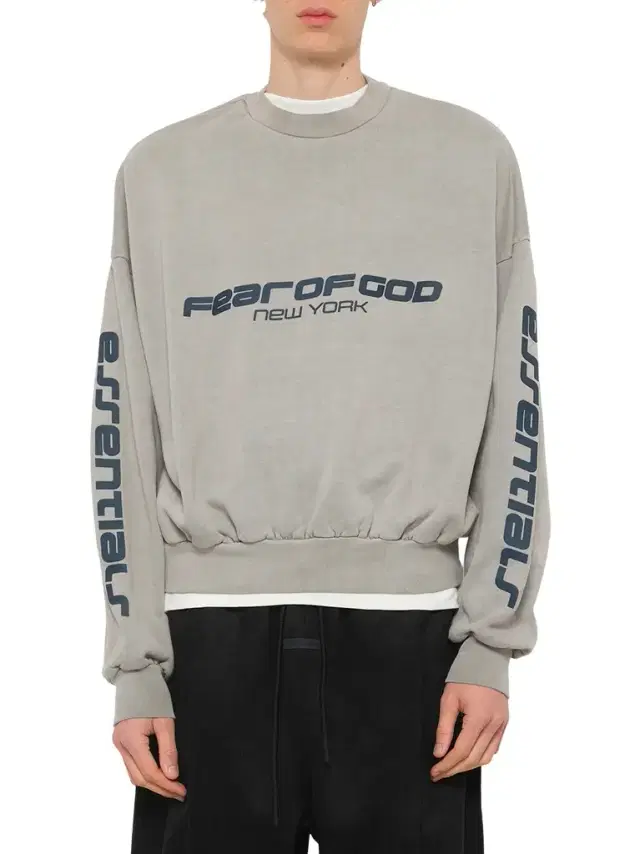 Fear of God Essentials Cropped Relaxed Sweatshirt