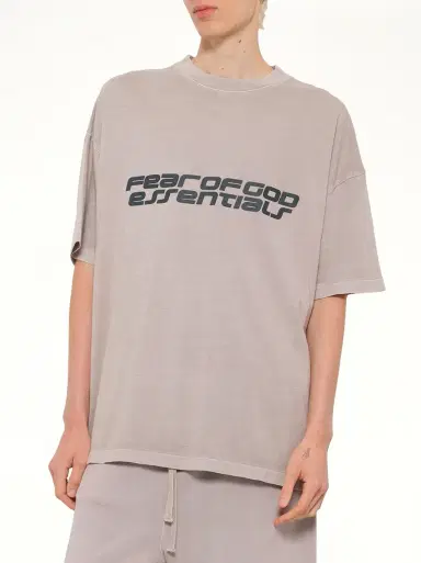 Fear of God Essentials "26" T-shirt | Thumbnail 6