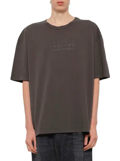 Maison Margiela Maison Margiela Logo T-shirt in Mink Grey | Thumbnail 1 Maison Margiela Maison Margiela Logo T-shirt in Mink Grey | Thumbnail 1