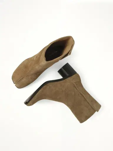 Maison Margiela Tabi Ankle 8cm Boots | Thumbnail 4 Maison Margiela Tabi Ankle 8cm Boots | Thumbnail 4