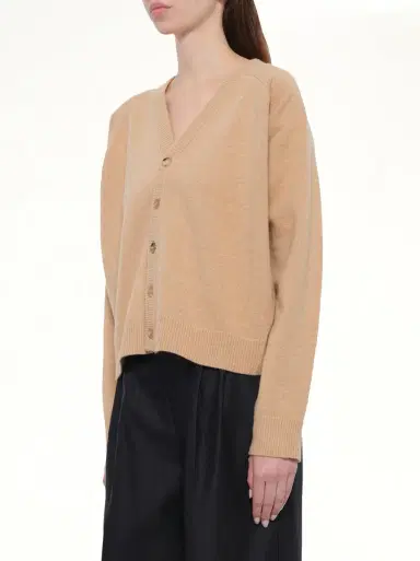 Maison Margiela Gauge 7 Wool Cardigan in Camel Brown | Thumbnail 2