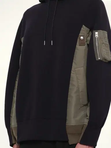 Sacai Sponge Sweat x Nylon Twill Hoodie in Navy/khaki | Thumbnail 6