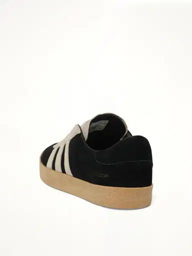 Y-3 Y-3 Gazelle in Black/off White | Thumbnail 2 Y-3 Y-3 Gazelle in Black/off White | Thumbnail 2