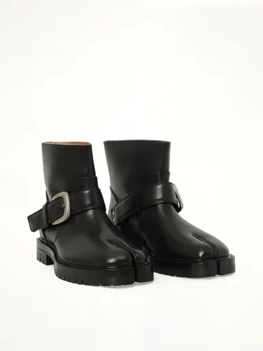 Maison Margiela Tabi County Buckle Ankle Boots | Thumbnail 3 Maison Margiela Tabi County Buckle Ankle Boots | Thumbnail 3