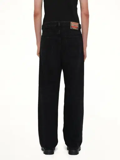 Diesel 2001 D-macro Relaxed Jeans | Thumbnail 5 Diesel 2001 D-macro Relaxed Jeans | Thumbnail 5
