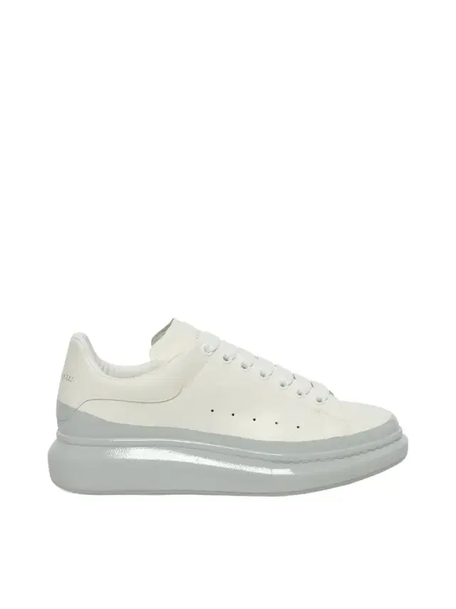 Alexander McQueen Larry Oversized Sneaker in White/ice Blue White