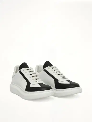 Alexander McQueen Larry Oversized Sneaker in White/black/latte White | Thumbnail 3 Alexander McQueen Larry Oversized Sneaker in White/black/latte White | Thumbnail 3