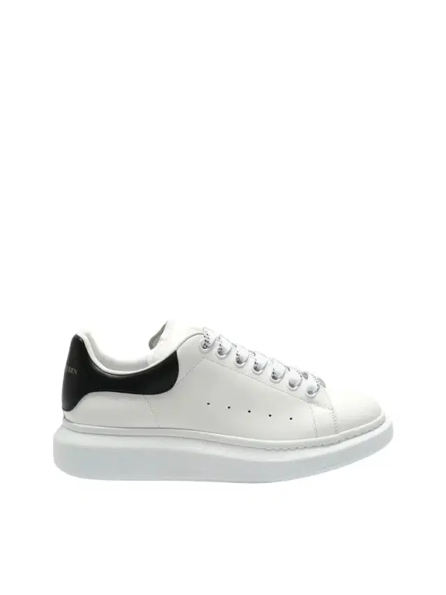 Alexander McQueen Larry Oversized Sneaker in White/black