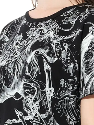Alexander McQueen Unicorn Dreams T-shirt in Black/white Black | Thumbnail 2 Alexander McQueen Unicorn Dreams T-shirt in Black/white Black | Thumbnail 2