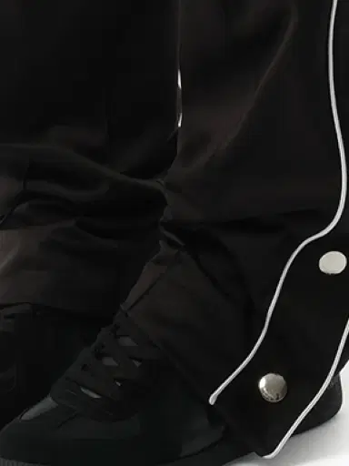 Givenchy Trousers | Thumbnail 2