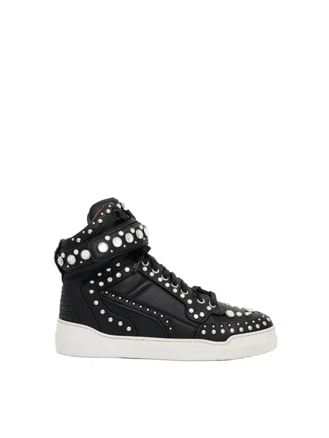 Givenchy Tyson Studs Sneaker