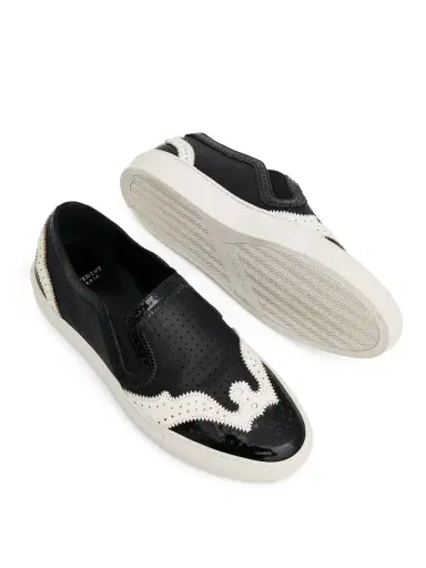 Givenchy Low Skate Sneaker in Black/white | Thumbnail 4 Givenchy Low Skate Sneaker in Black/white | Thumbnail 4