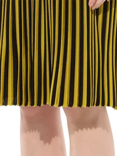 Givenchy Short Skirt | Thumbnail 2 Givenchy Short Skirt | Thumbnail 2