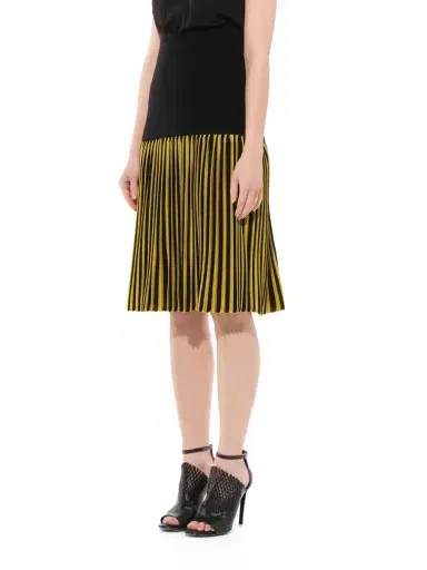 Givenchy Short Skirt | Thumbnail 4 Givenchy Short Skirt | Thumbnail 4
