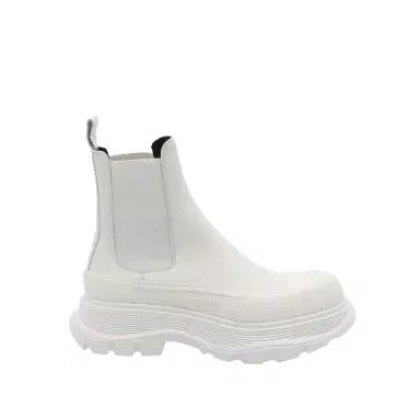 Alexander McQueen Tread Slick Chelsea Boots in White White/silver | Thumbnail 1 Alexander McQueen Tread Slick Chelsea Boots in White White/silver | Thumbnail 1