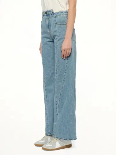 Maison Margiela Cut Out Waistband Relaxed Fit Denim Jeans Blue | Thumbnail 2