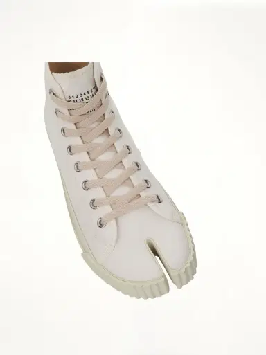 Maison Margiela Tabi High Sneaker | Thumbnail 2 Maison Margiela Tabi High Sneaker | Thumbnail 2