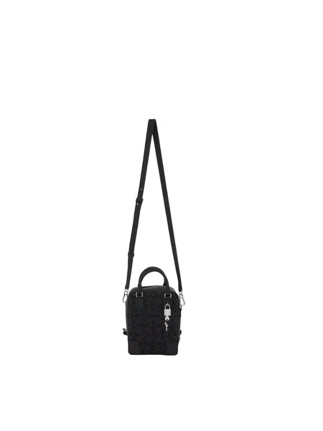 Loewe Amazona 15 Vertical Anagram