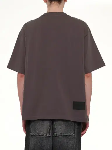 We11Done Basic Logo Large T-shirt in Charcoal Black | Thumbnail 5