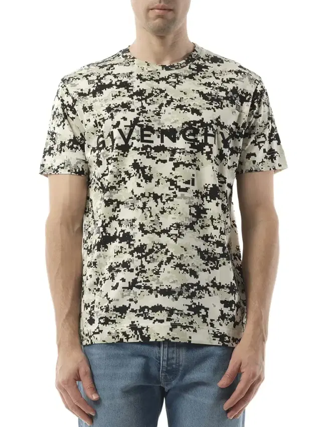 Givenchy Camo All Over T-shirt in Beige/black