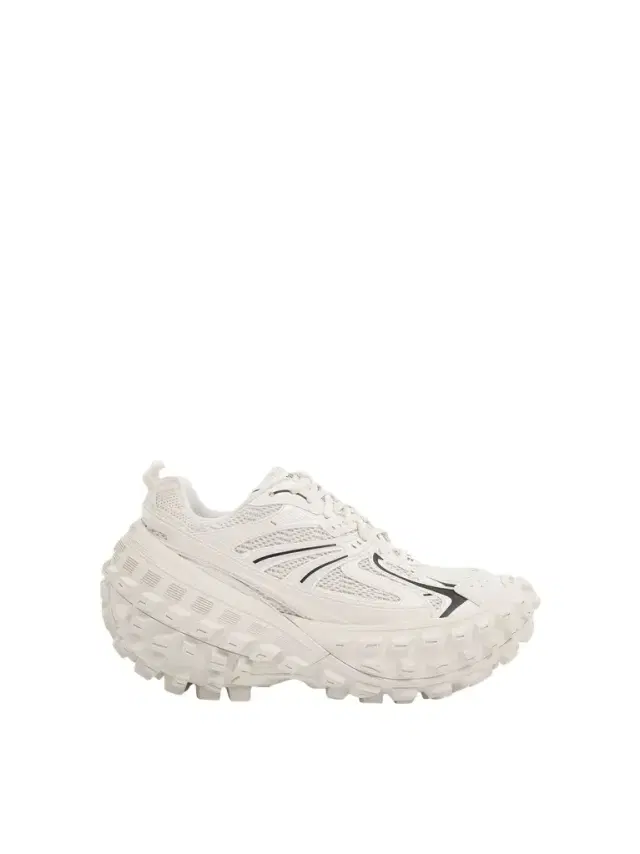Balenciaga Bouncer Sneaker in Eggshell White