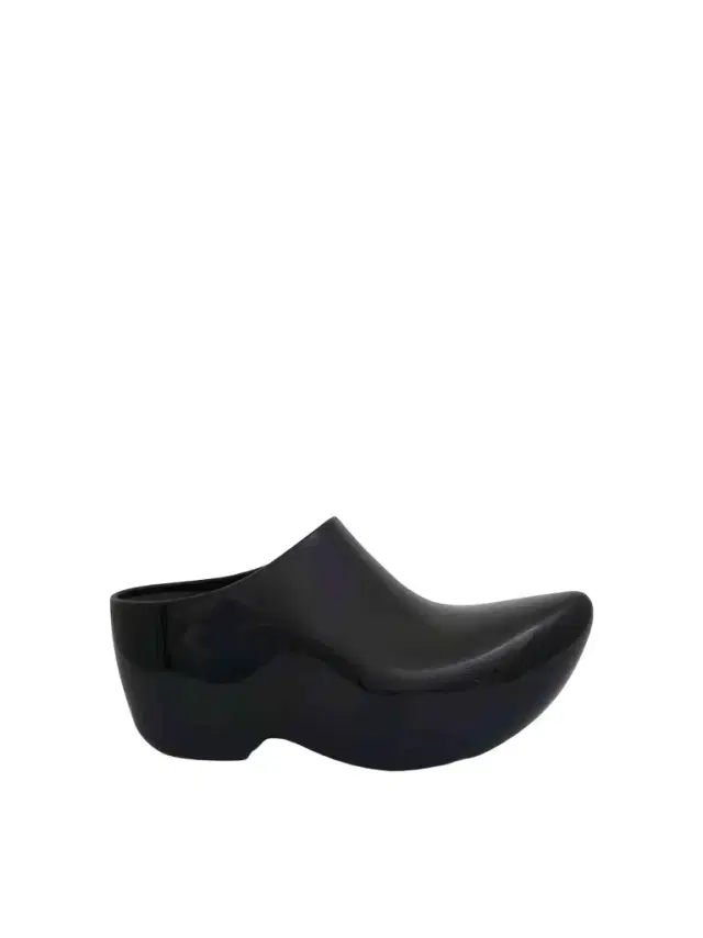 Balenciaga Technoclog Shinny Mule