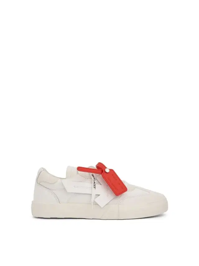 Off-White Floating Arrow Low Vulcanised Leather Sneaker