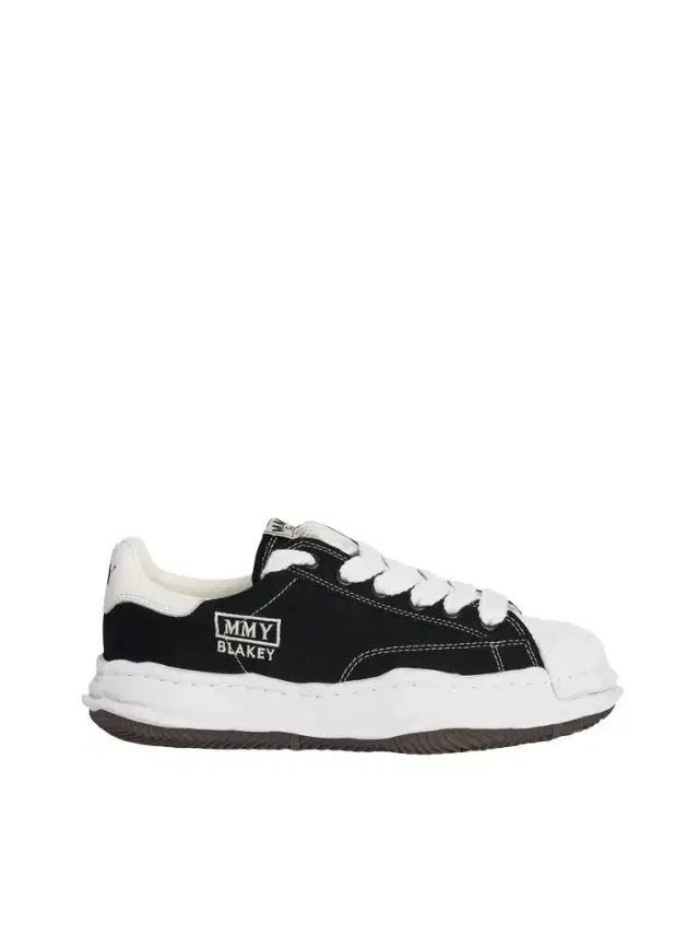Maison MIHARA YASUHIRO Blakey OG Sneaker in Black/white Black