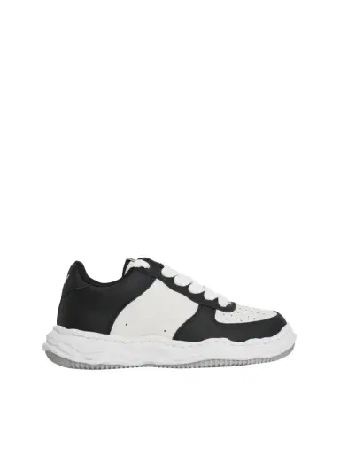 Maison MIHARA YASUHIRO Wayne OG Sole Sneaker in Black/white Black | Thumbnail 1