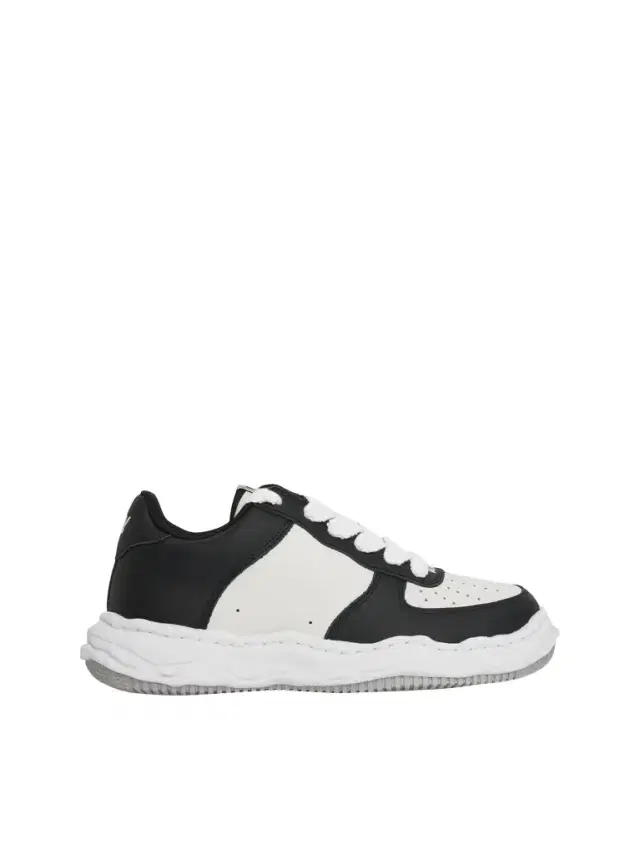 Maison MIHARA YASUHIRO Wayne OG Sole Sneaker in Black/white Black